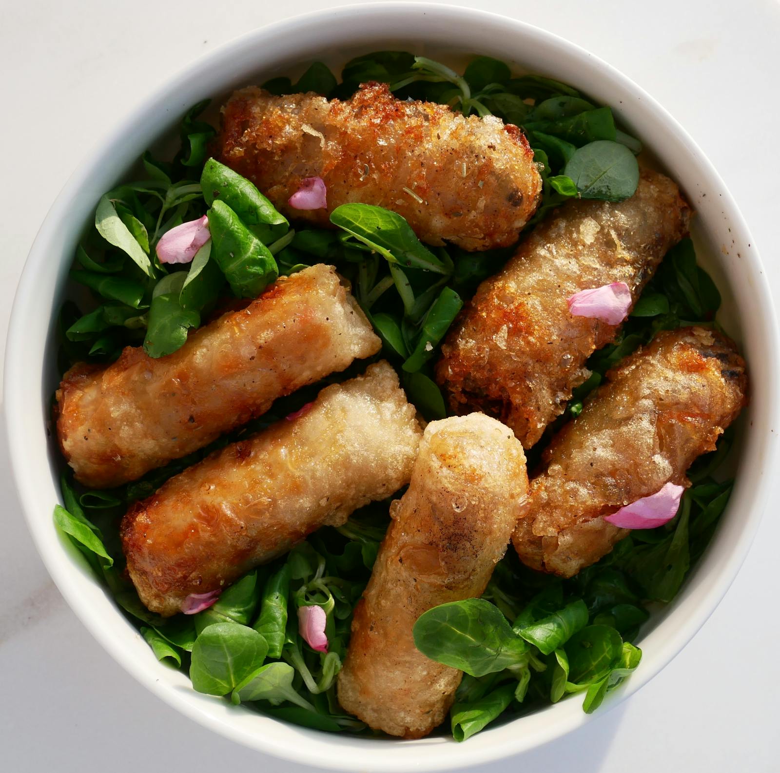 Crispy Vegetarian Spring Roll Salad